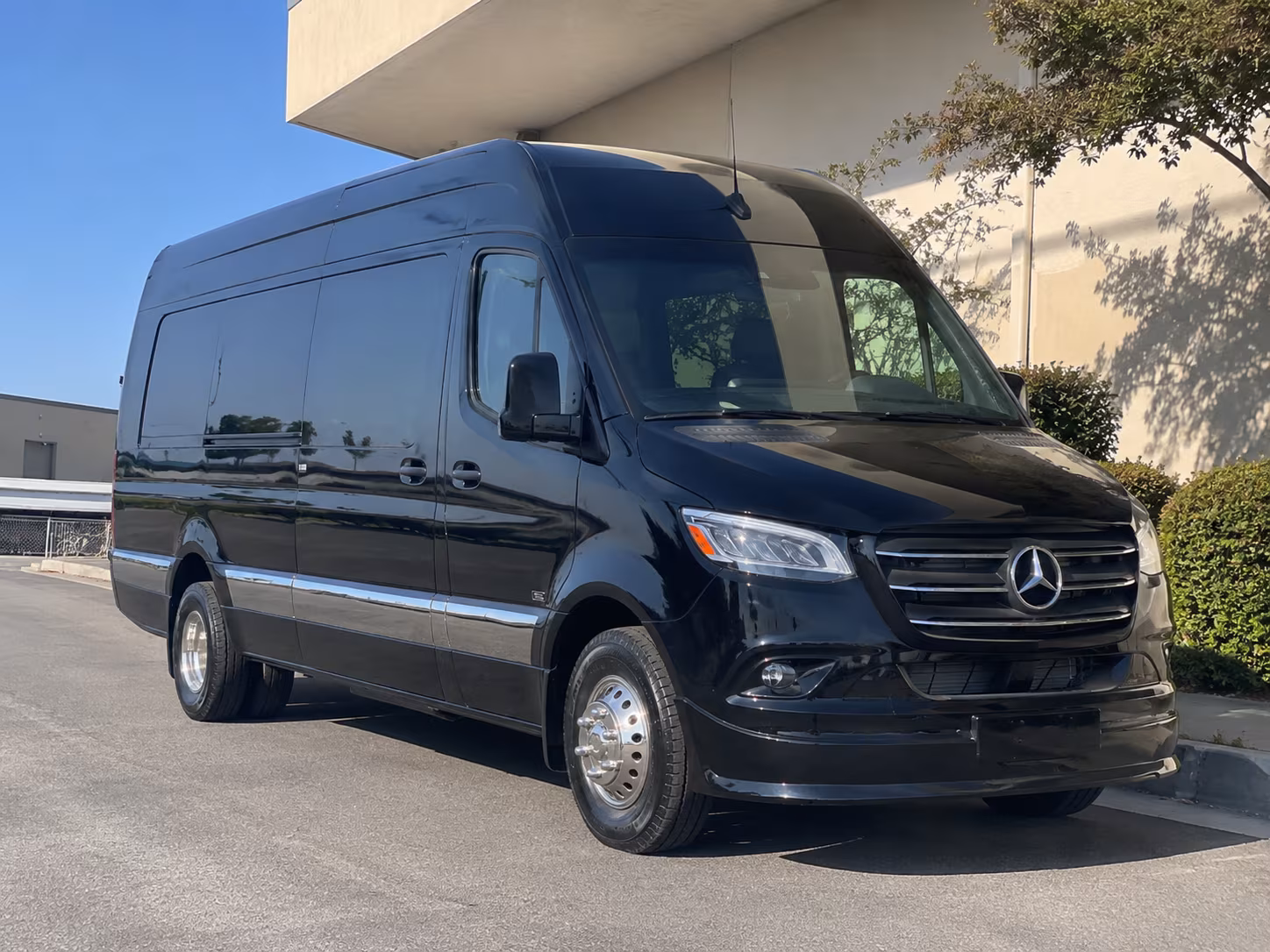 bus rental options for federal way trips