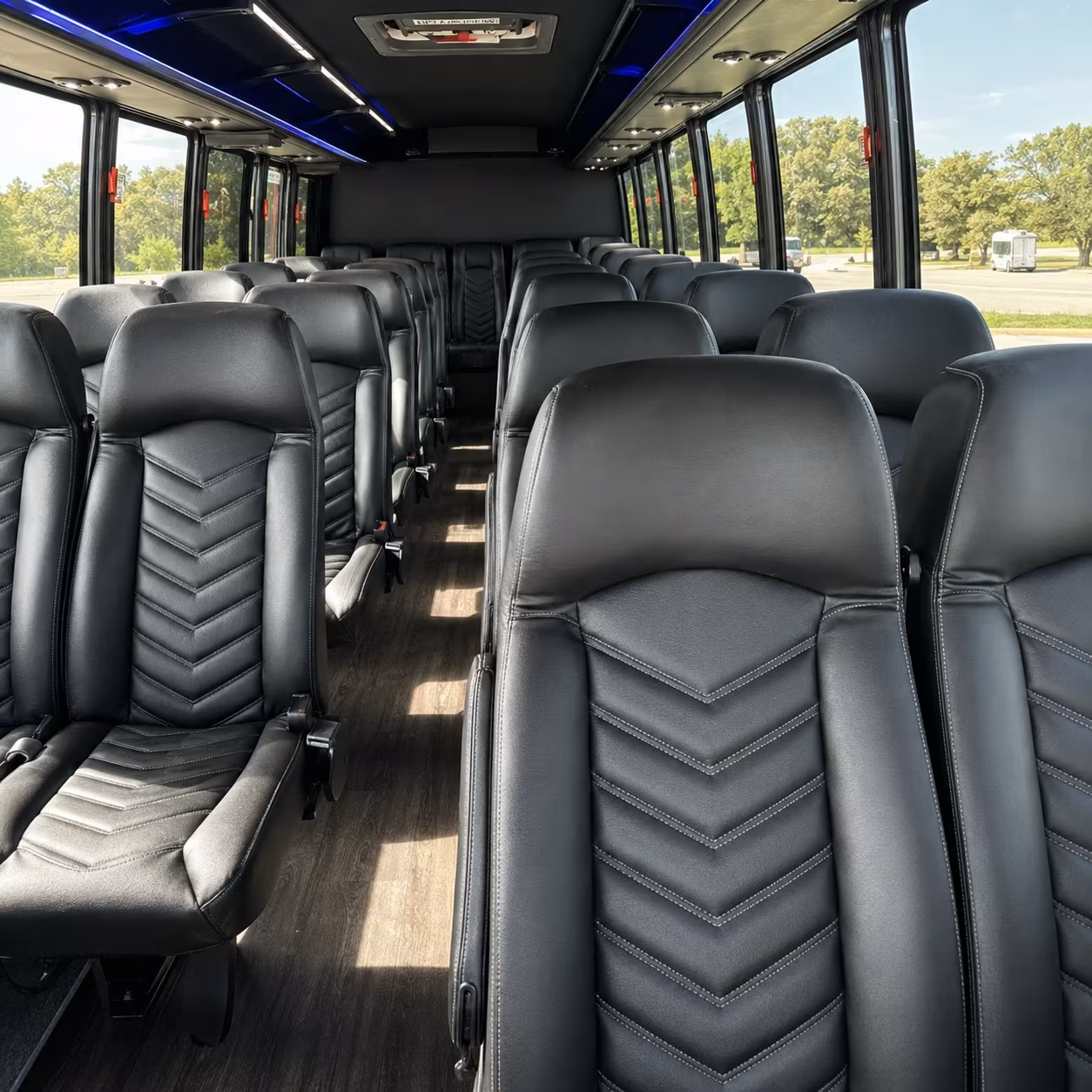 easily book transportation for your next airport transfer 3