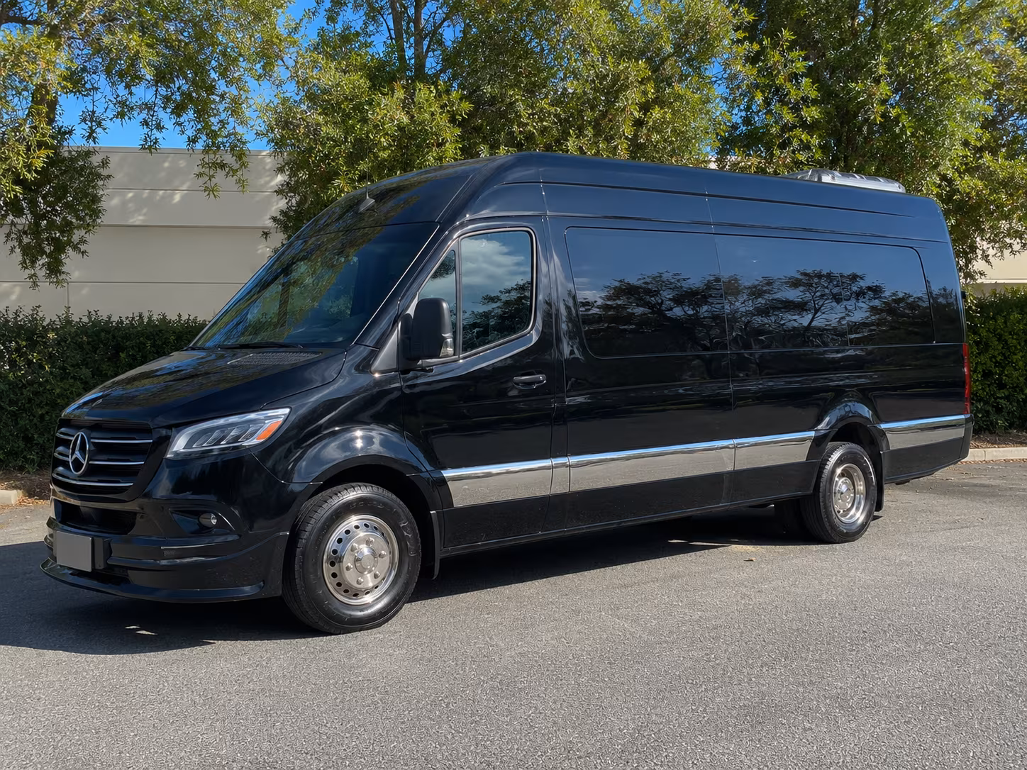 easily book transportation for your next prom 4