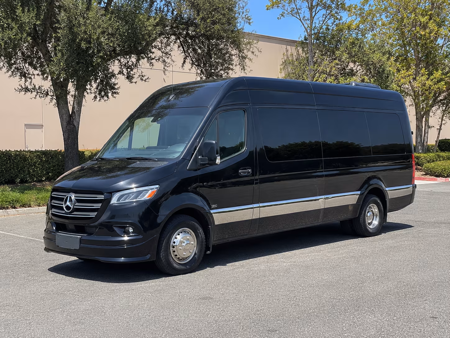 easily book transportation for your next sporting event 5