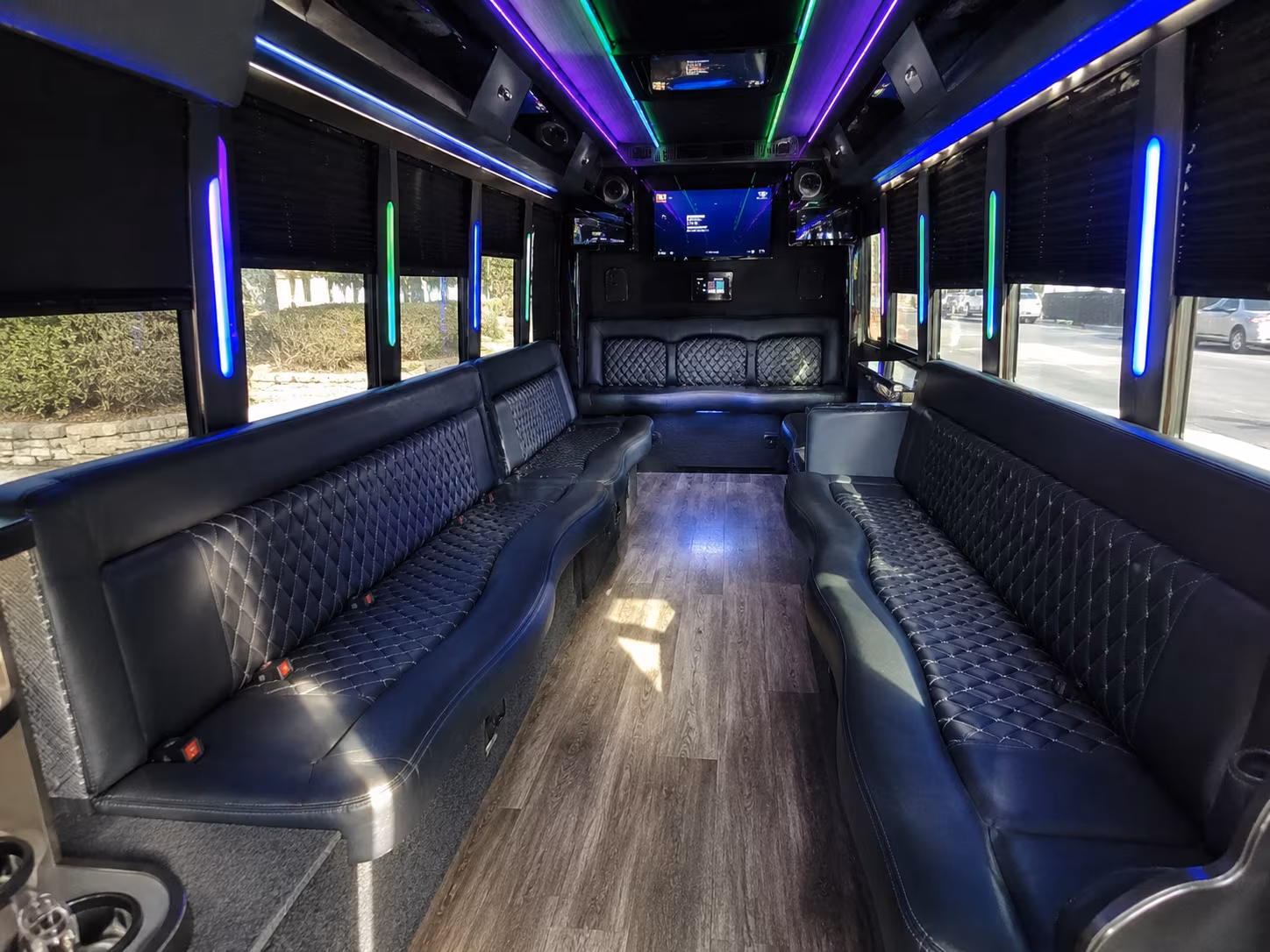 federal way 15 passenger party bus interior