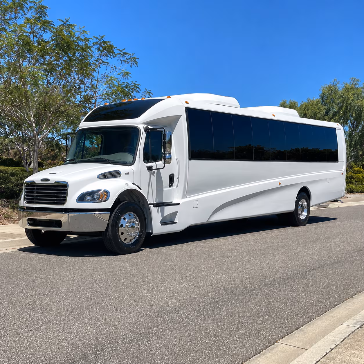 federal way 28 passenger minibus