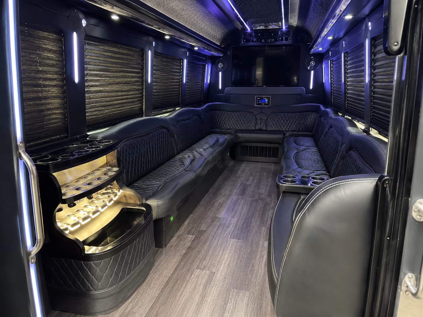 federal way corporate party bus rental