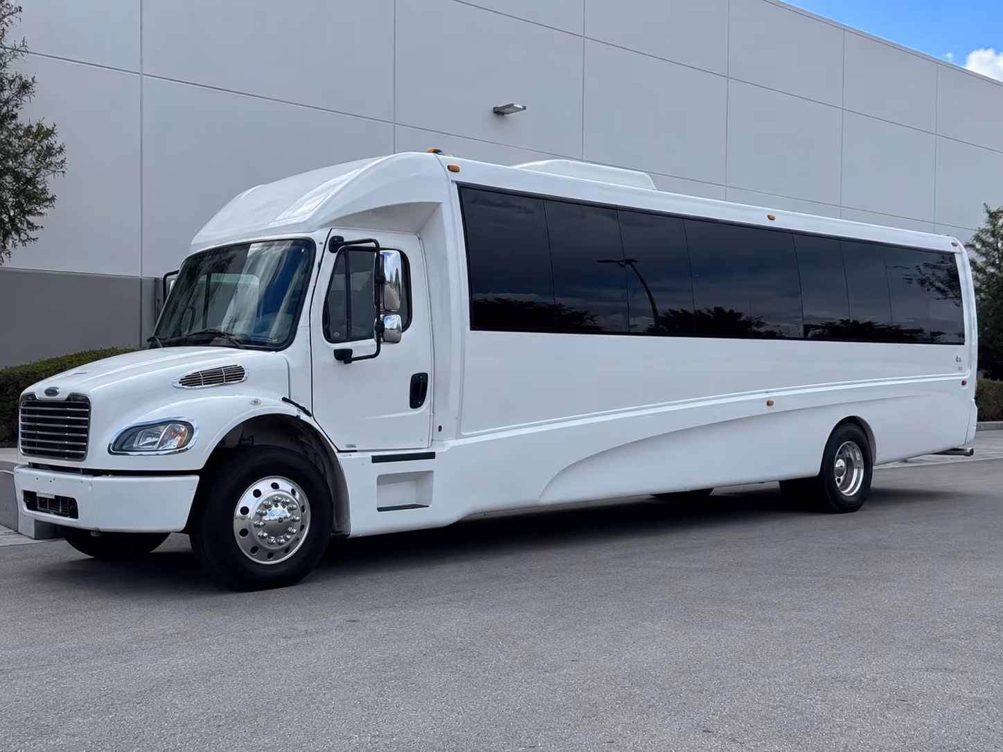 federal way new years eve party bus rental