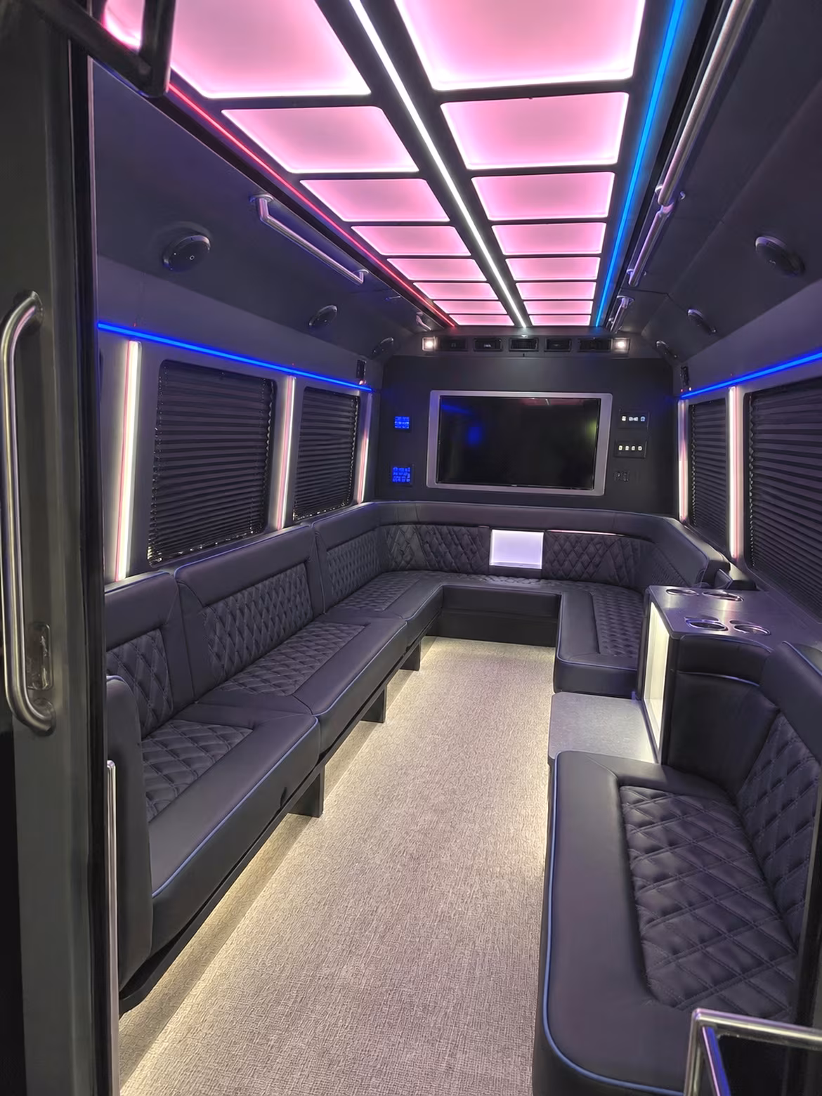 federal way quinceanera sweet 16 party bus rental