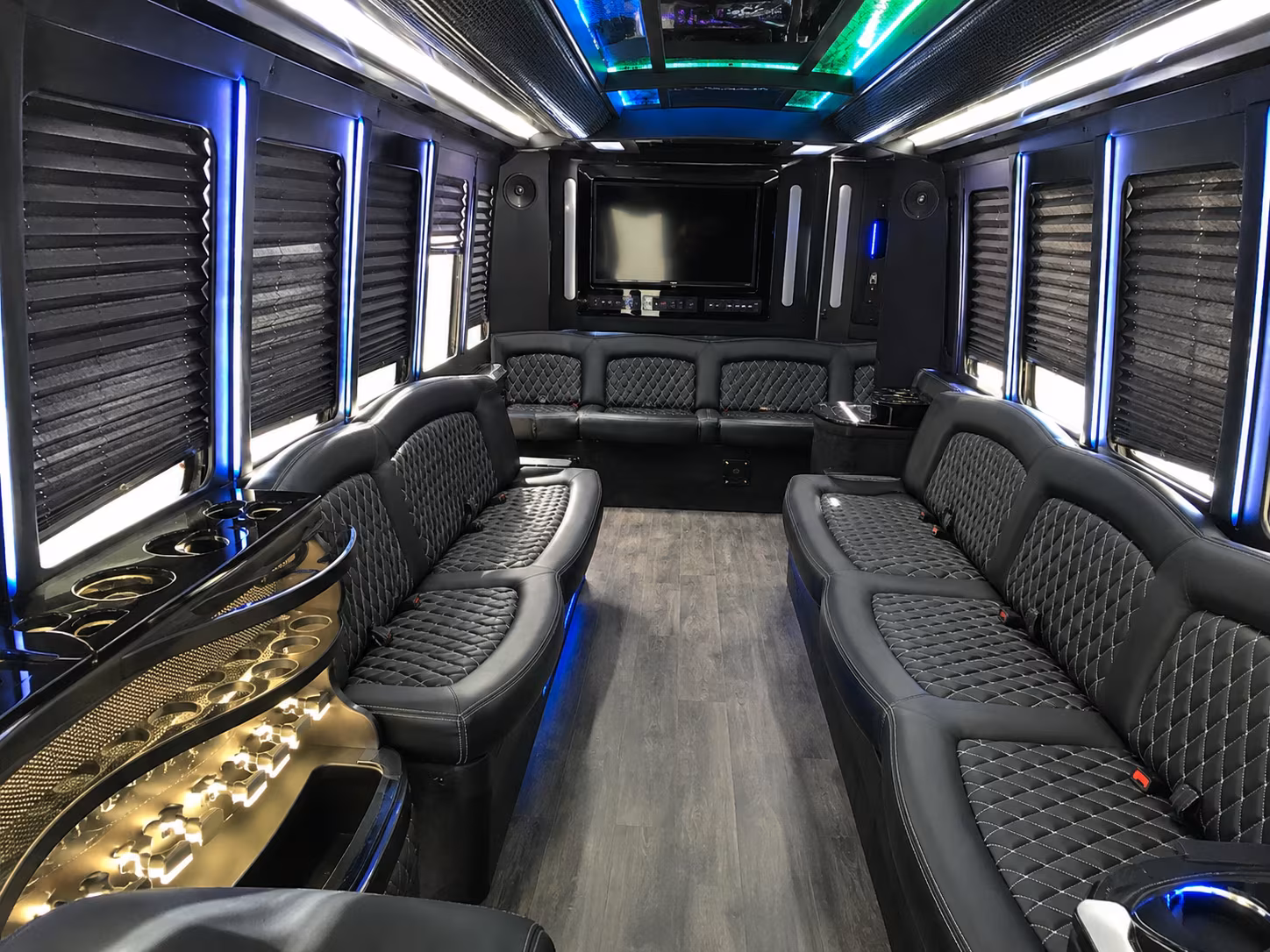 sporting event bus rentals from federal way